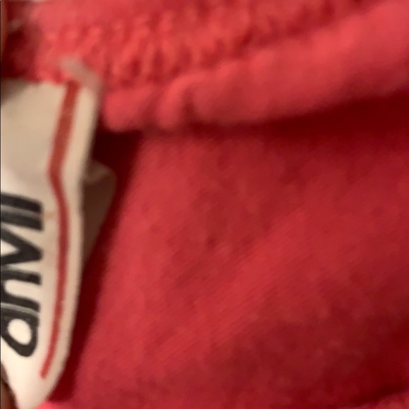 Pink T - Picture 3 of 3